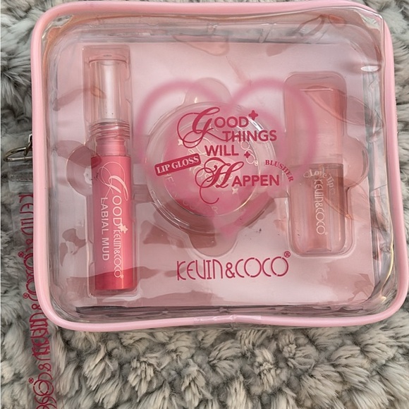 KEVIN & COCO Pink Lip Gloss Set - Picture 3 of 4